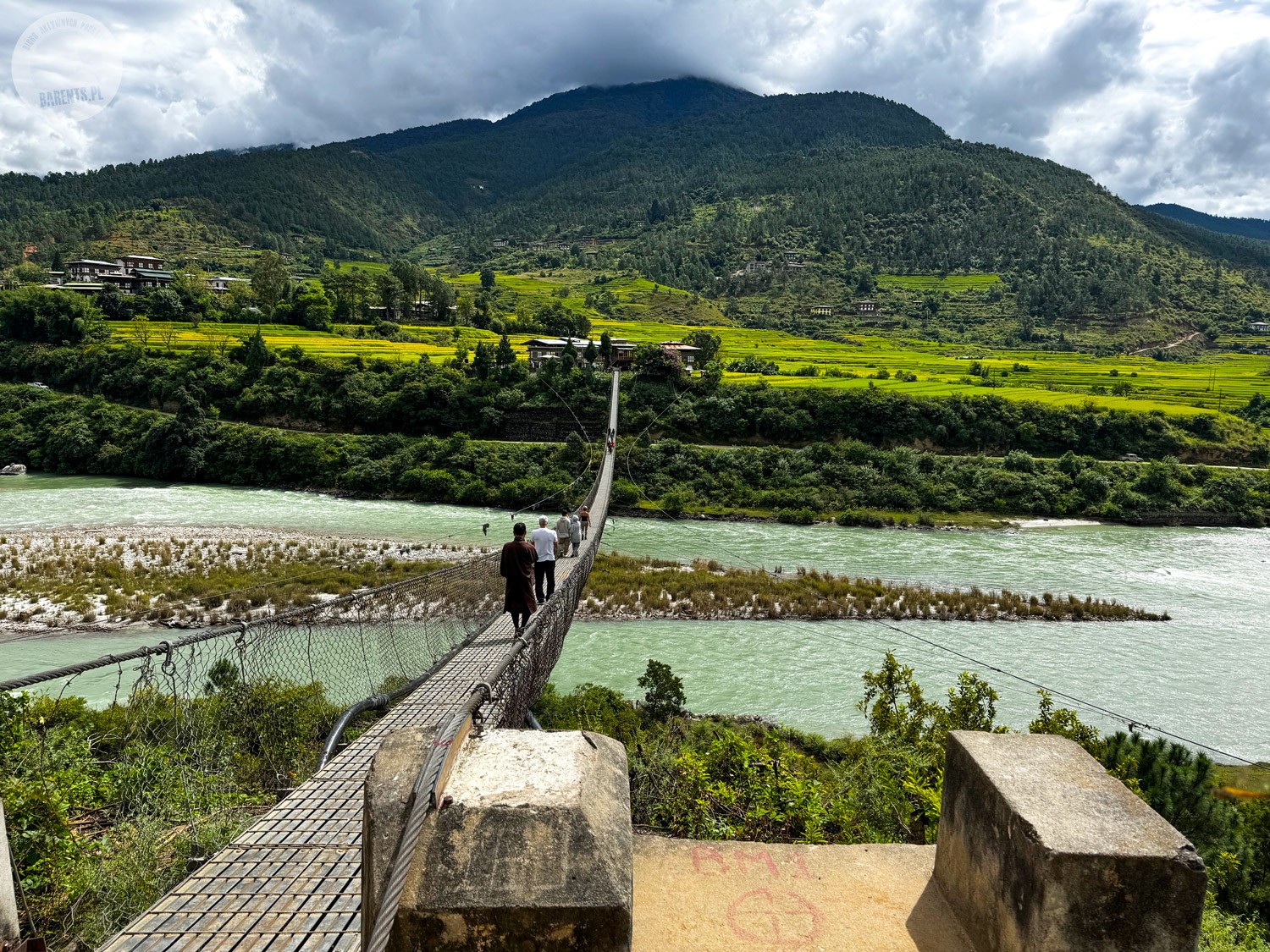 Bhutan na rowerze: przez himalajską Krainę Smoka
